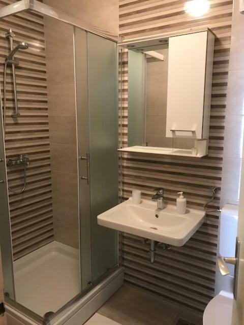 Apartmani Ruza Makarska Exterior photo